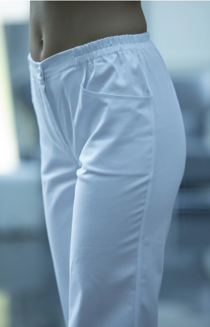 Milland Nóra fehér női egészségügyi nadrág termék fő termékképe